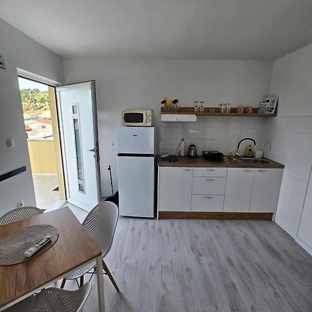 Apartmani Alma 포드고라 외부 사진